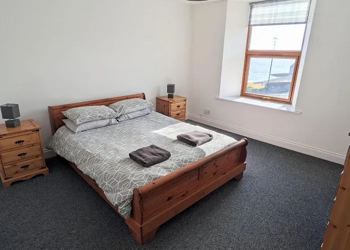 2 Bedroom Townhouse With Seaview On The Nc500 Wick