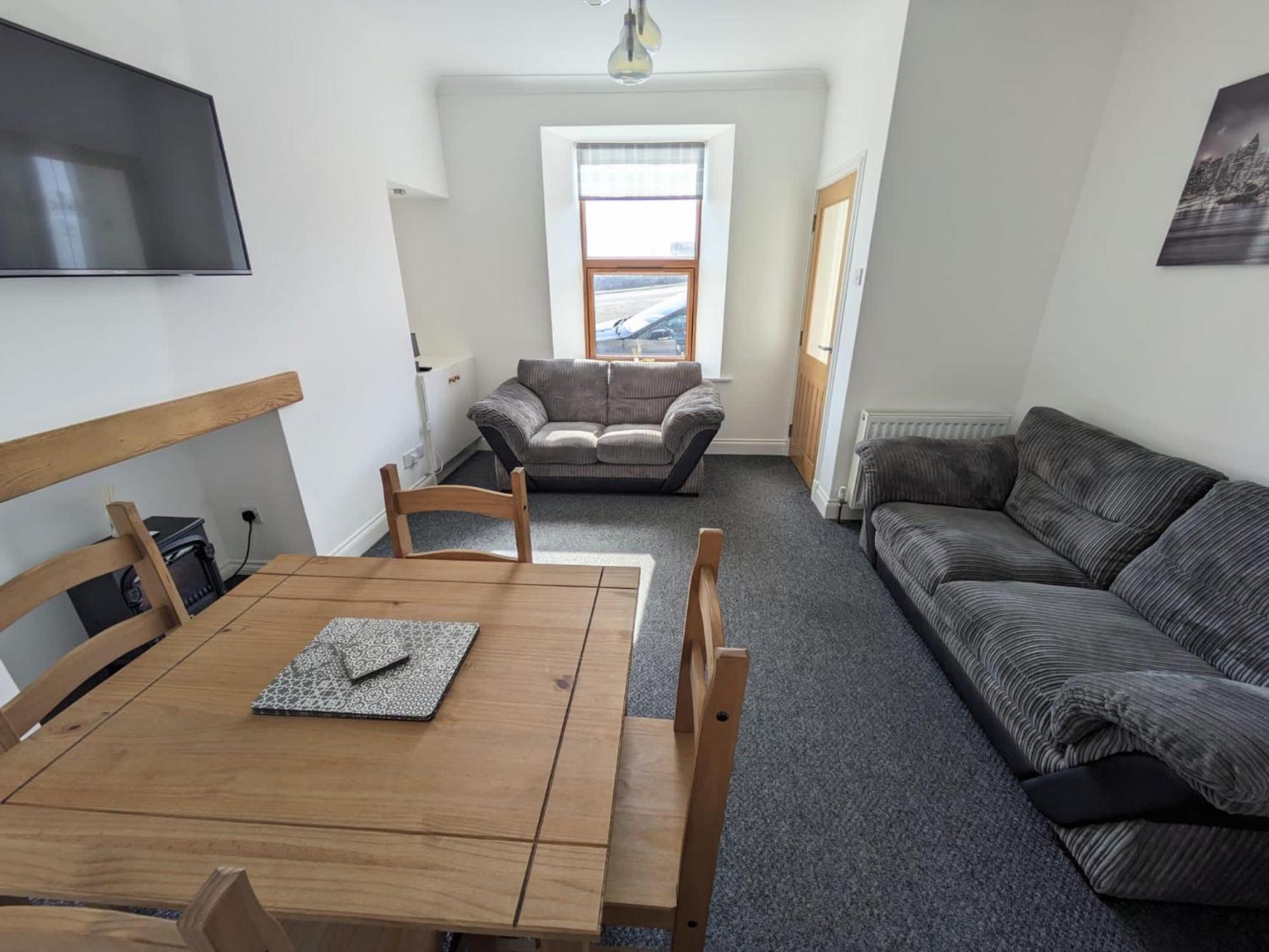 Appartamento 2 Bedroom Townhouse With Seaview On The Nc500